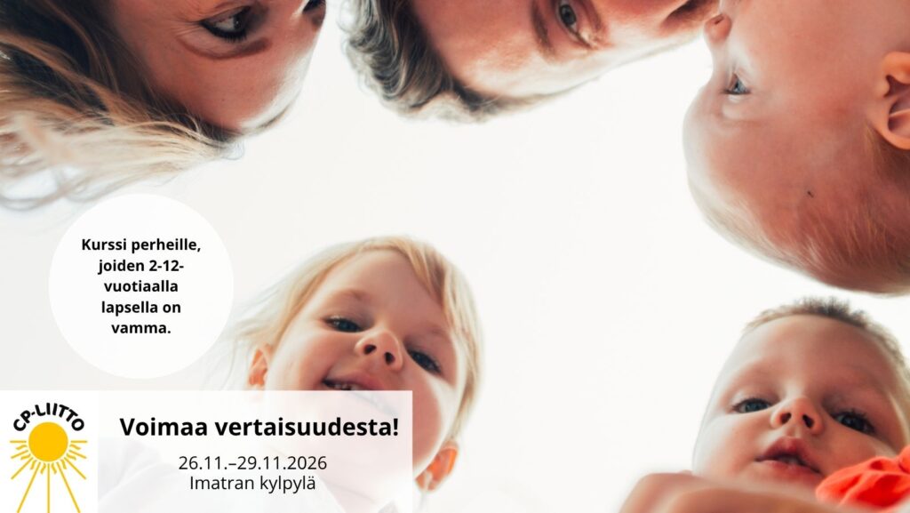 Voimaa vertaisuudesta - perhekurssi, joissa 2-12-vuotiaalla lapsella on vamma. Kuvassa nelihenkinen perhe.